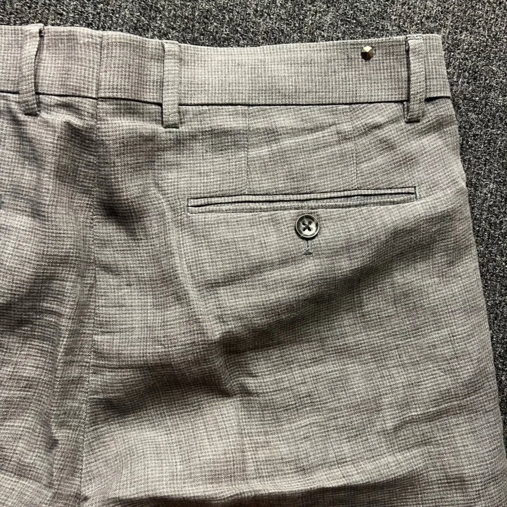 Banana Republic Mens 35x30 Grey 100% Linen Classic Fit Dress Pants Trousers